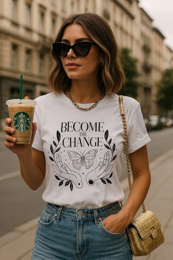 Camiseta T-shirt Feminina Borboleta