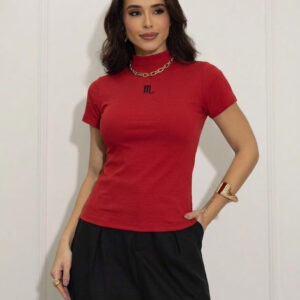 Blusa vermelha ribana
